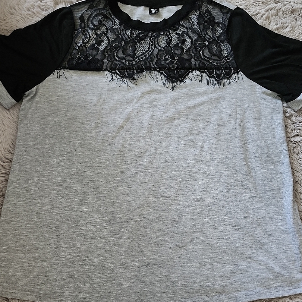 SHEIN Curve Gray and Black Lace Short Sleeve Top